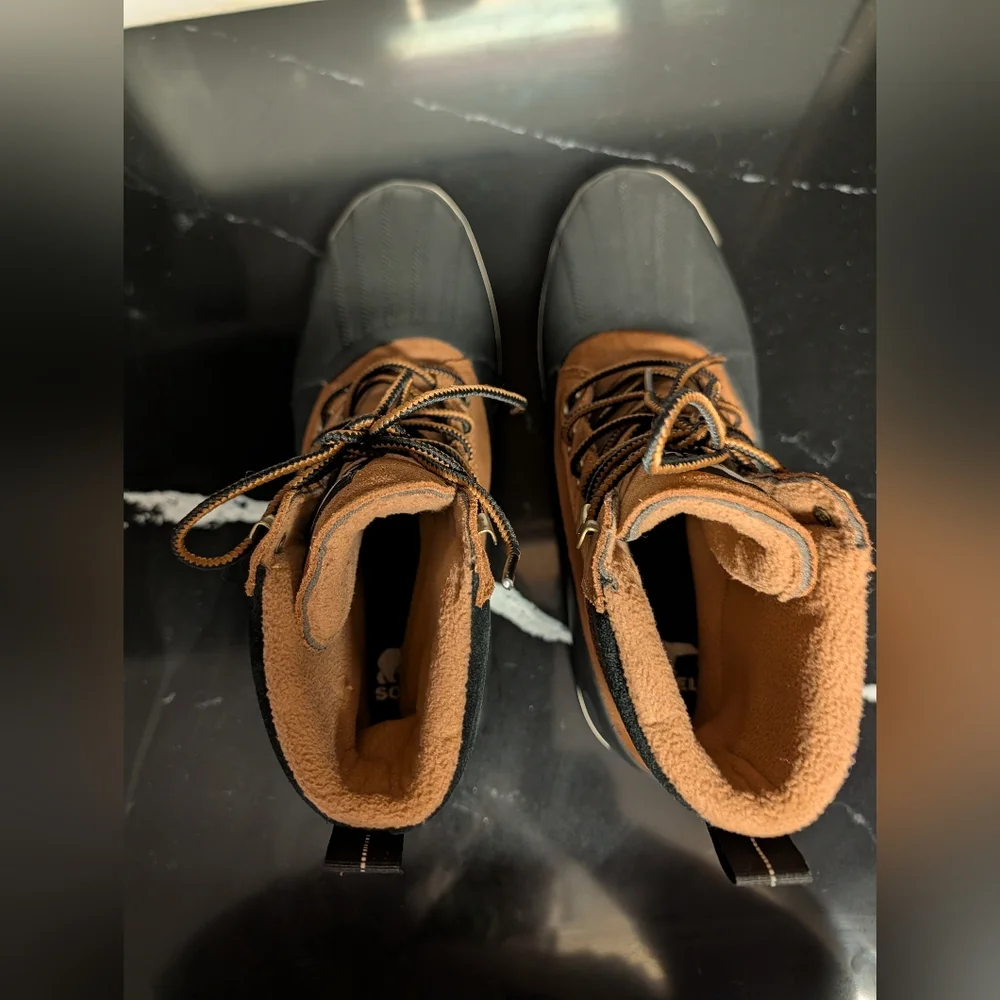 Sorel Men's Metro II Waterproof Boots Size 11.5 Like New MSRP $150.00